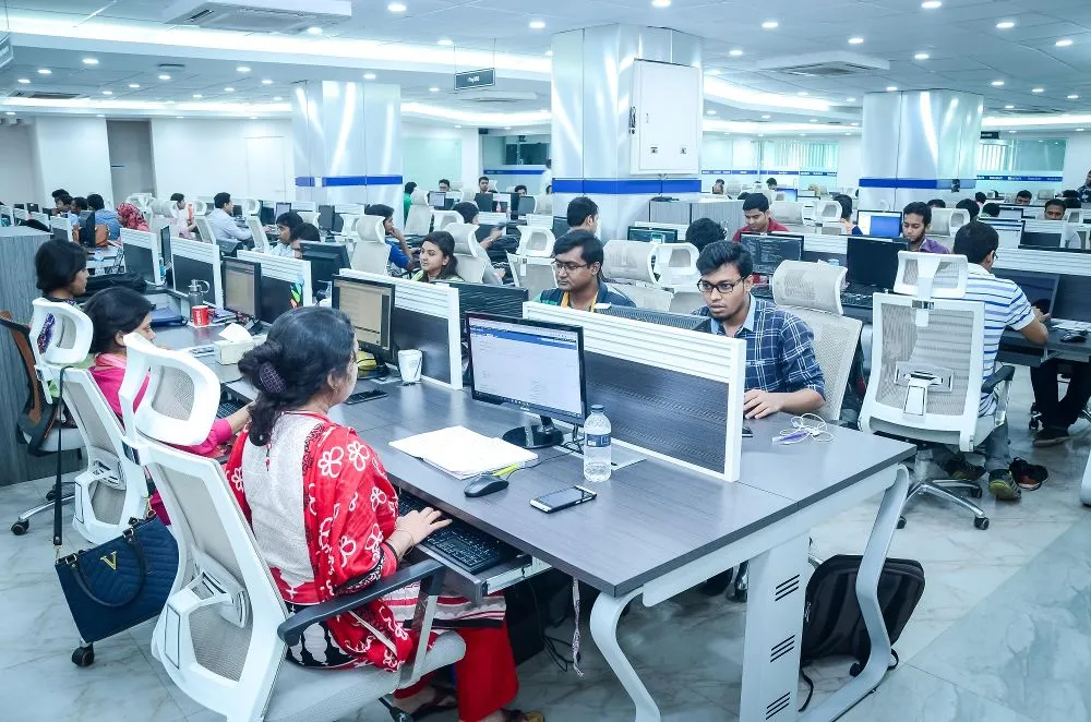 মঙ্গলবার থেকে নতুন সময়সূচিতে চলবে অফিস