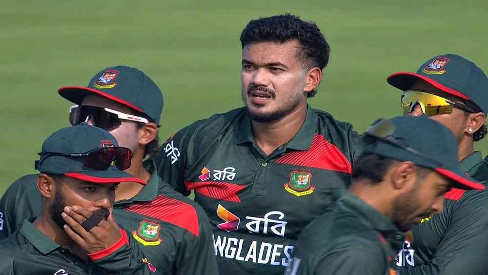 ত্রিদেশীয় সিরিজের মধ্যে বড় দুঃসংবাদ বাংলাদেশের