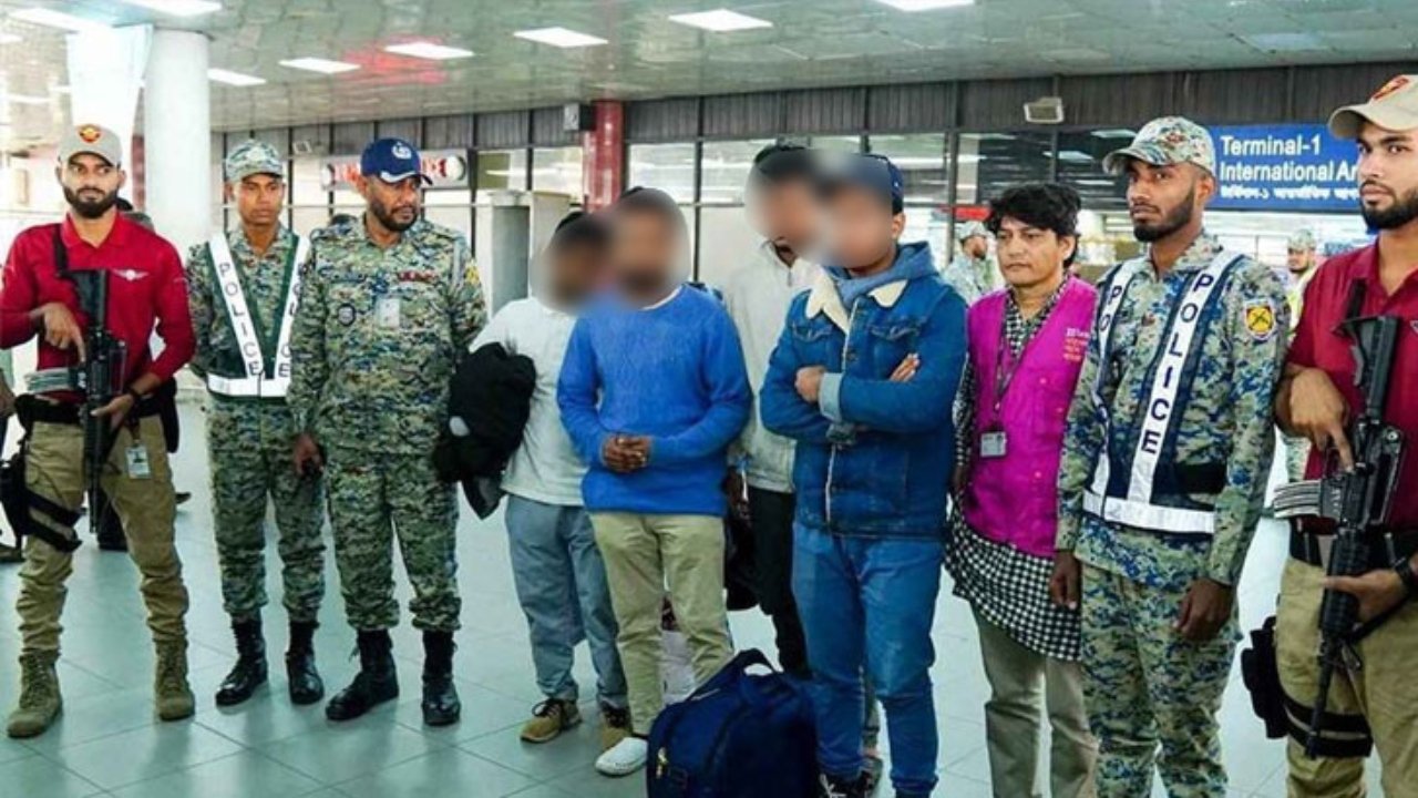 bangladeshi-back-to-country-from-midleeast-20250221170902