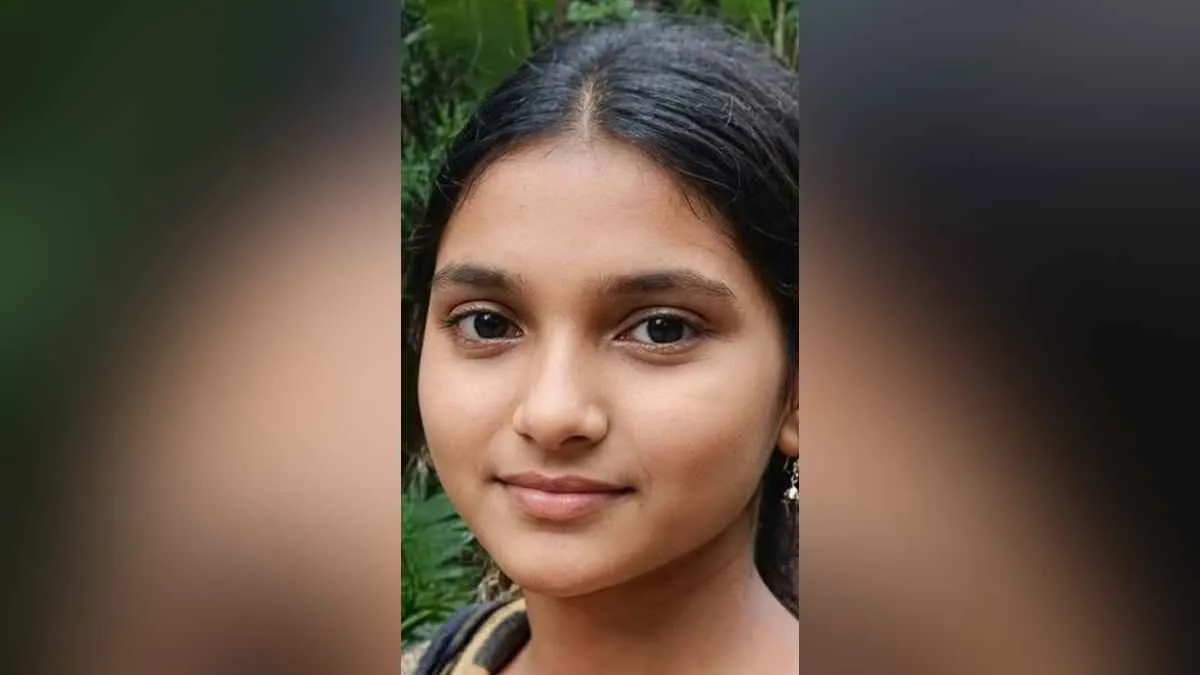 নিজ ঘর থেকে তরুণীর ঝুলন্ত মরদেহ উদ্ধার