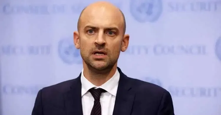 মধ্যপ্রাচ্যে শান্তি ফেরাতে ইরানকে বড় ধরনের ছাড় দিতে হবে: ফ্রান্স