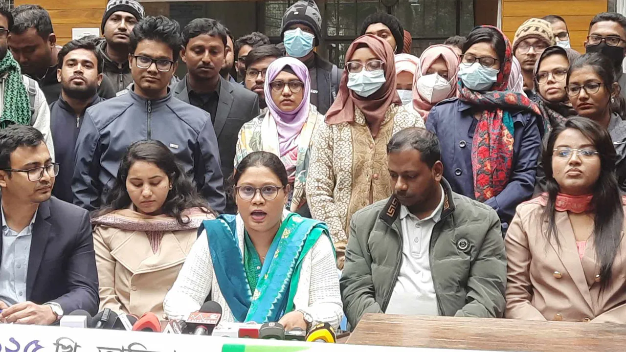 ৫ জানুয়ারির মধ্যে নতুন প্রজ্ঞাপন চান বাদ পড়া চাকরিপ্রার্থীরা