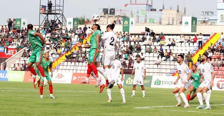 ইনজুরি সময়ের গোলে সর্বনাশ বাংলাদেশের