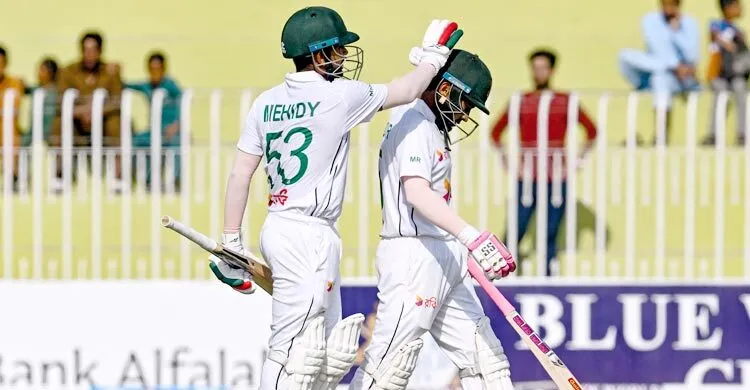 ৫৬৫ রানে অলআউট বাংলাদেশ, লিড ১১৭ রানের