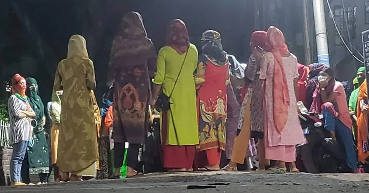 ইডেন কলেজ ছাত্রলীগের দুই গ্রুপের সংঘর্ষ