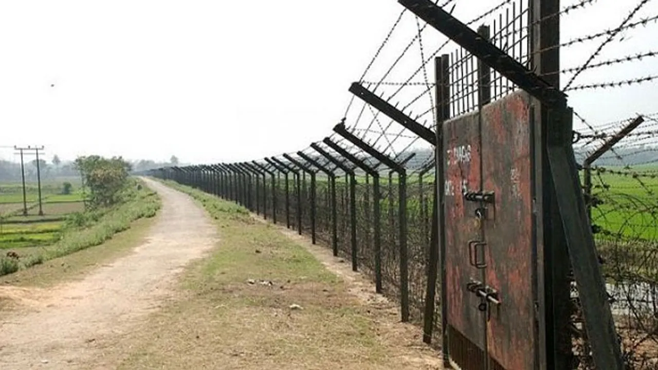 বুড়িচং সীমান্তে বিএসএফের গুলিতে বাংলাদেশি যুবক গুলিবিদ্ধ