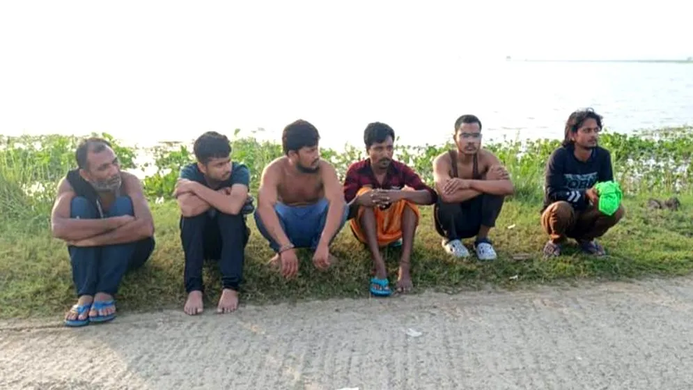 গোমস্তাপুর সীমান্তে ৬ জনকে পুশইনের চেষ্টা, বিজিবির বাধায় ব্যর্থ
