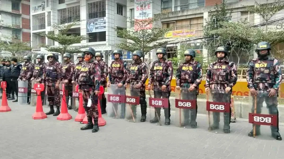 রাজধানীর গুরুত্বপূর্ণ স্থানে ২০ প্লাটুন বিজিবি মোতায়েন