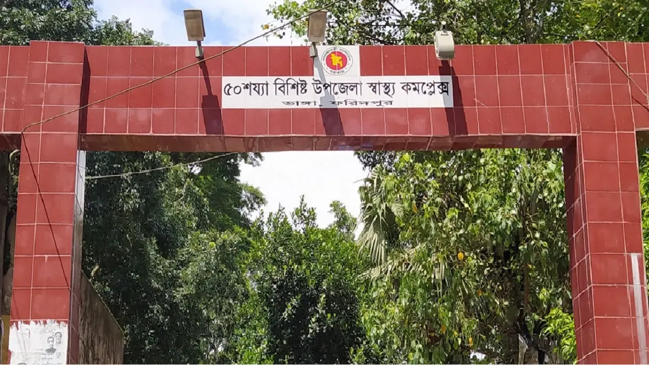 মোটরসাইকেলে ঘুরতে বেরিয়ে নিহত ২