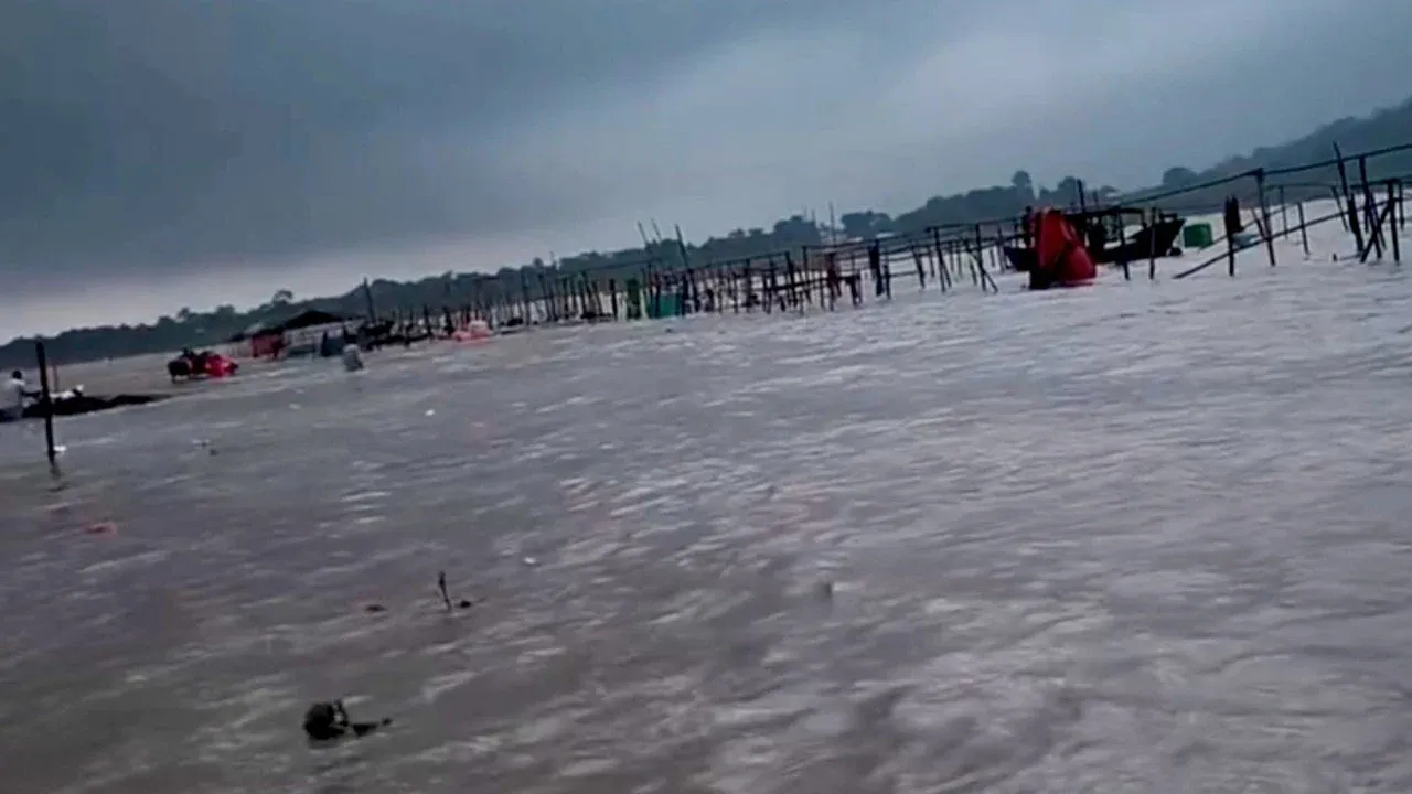সাদা পাথর এলাকায় পর্যটন কেন্দ্র বন্ধ ঘোষণা
