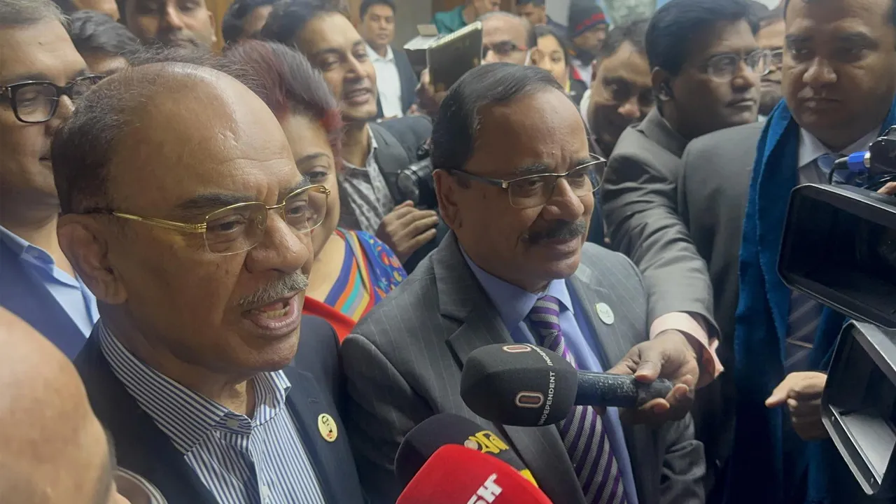 যাত্রীসেবা ও লাগেজ হ্যান্ডেলিংয়ে উন্নতির চেষ্টা করবো : বিমানমন্ত্রী