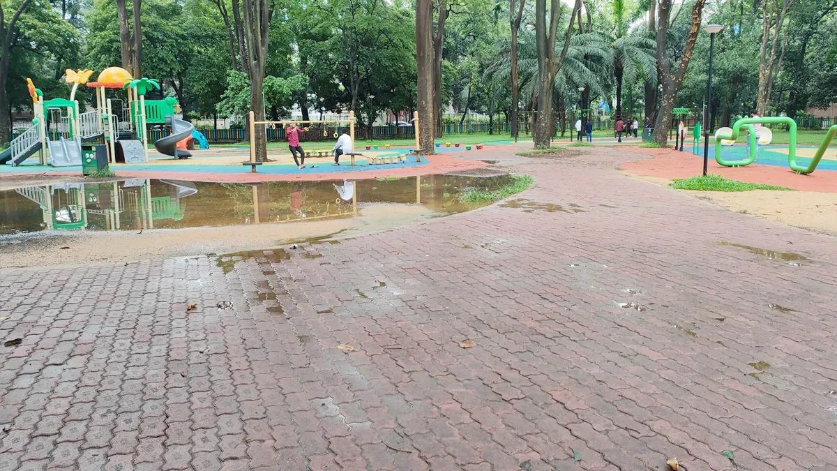 রাজধানীর বিনোদন কেন্দ্রে জমেনি ঈদ আনন্দ