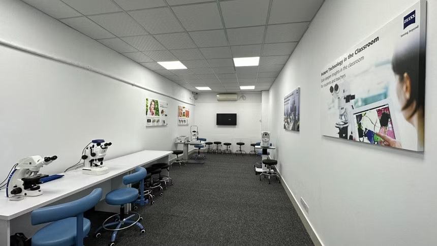 Buet opens biomedical research lab