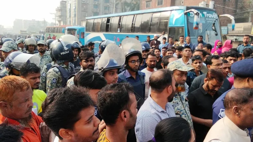Workers block Dhaka-M'singh highway demanding factory reopening