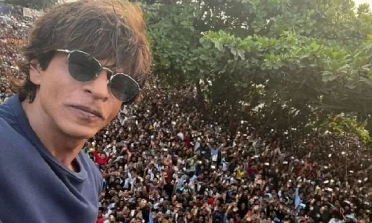 ফের স্বরূপে বলিউড বাদশাহ