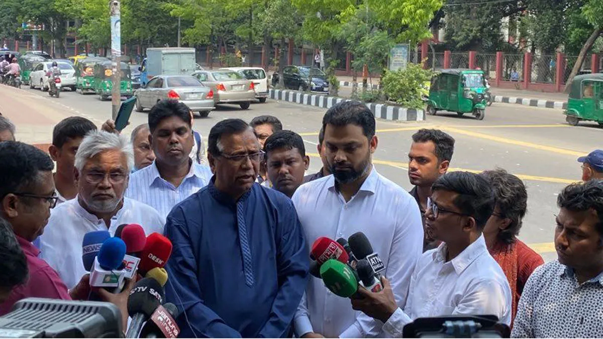 বিনা ওয়ারেন্টে গ্রেফতার না করতে পুলিশকে বিএনপির অনুরোধ