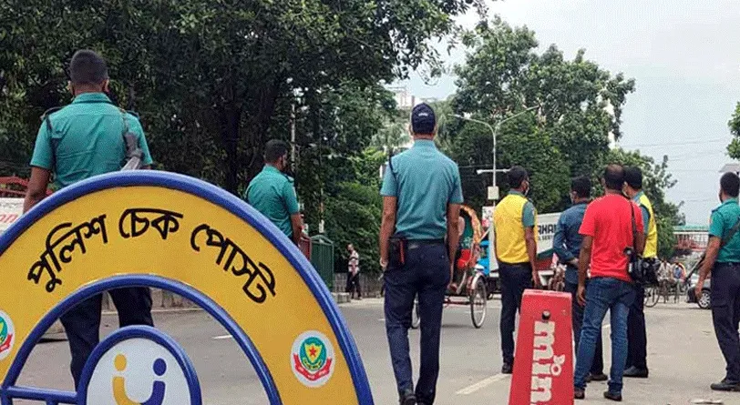 হোয়াটসঅ্যাপ-মেসেঞ্জারও চেক করছে পুলিশ