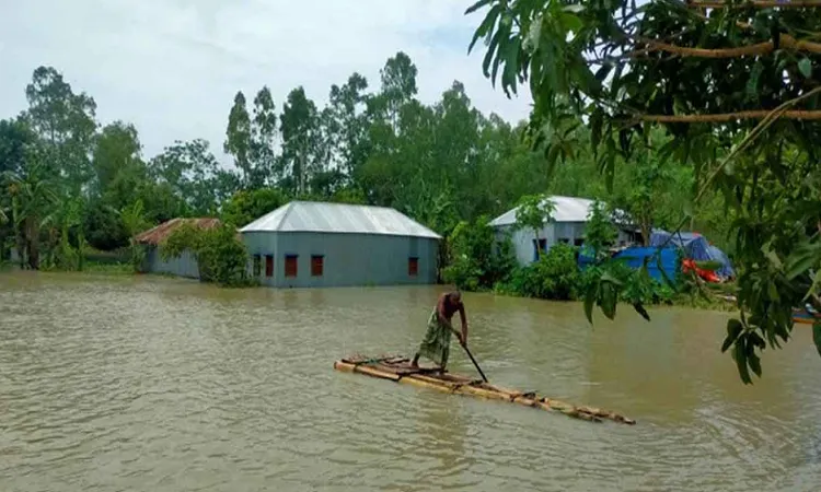 কুড়িগ্রামে ৭ হাজার পরিবার পানিবন্দী