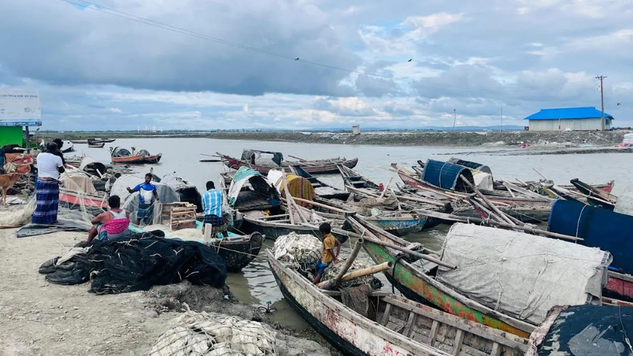সোনাগাজীতে দুই হাজার জেলে, ভাতা পাবেন ২৭৫ জন