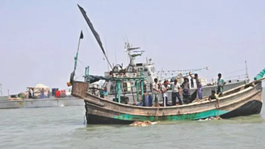 2 month-long ban on fishing in Bay begins
