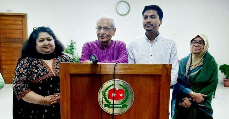 রাজনৈতিক দলগুলোর সঙ্গে মতবিনিময়ের প্রয়োজন নেই: বদিউল আলম