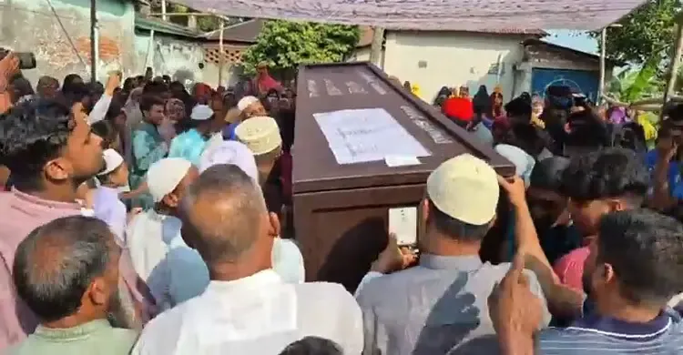 সৌদিতে ক্ষেপণাস্ত্র হামলায় নিহত সাহেদের মরদেহ পৌঁছাল গ্রামের বাড়িতে