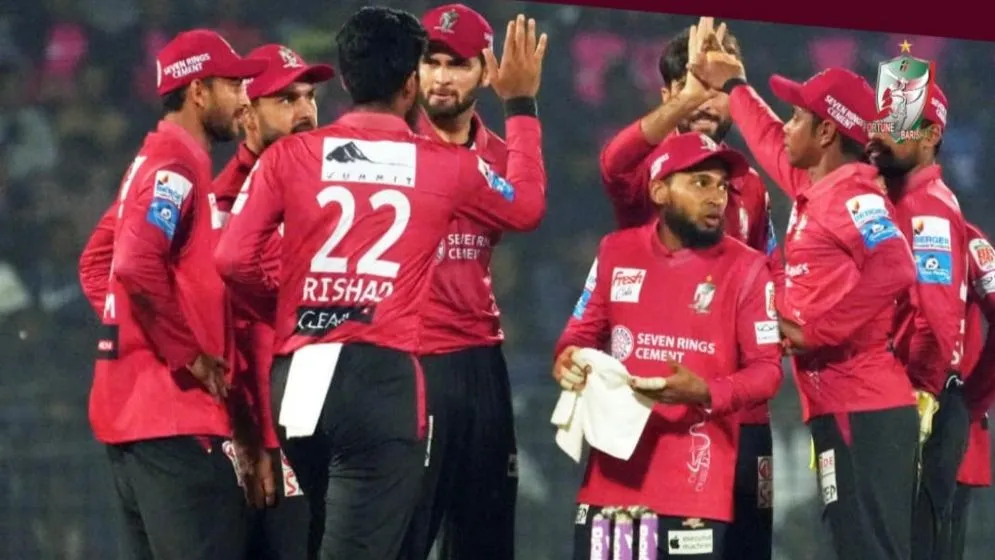 খুলনার বাঘদের বশ মানিয়ে জয়ের হ্যাটট্রিক বরিশালের
