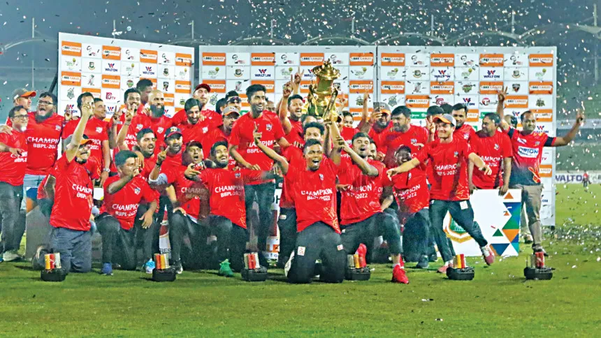 Narine blazes Comilla to third BPL title
