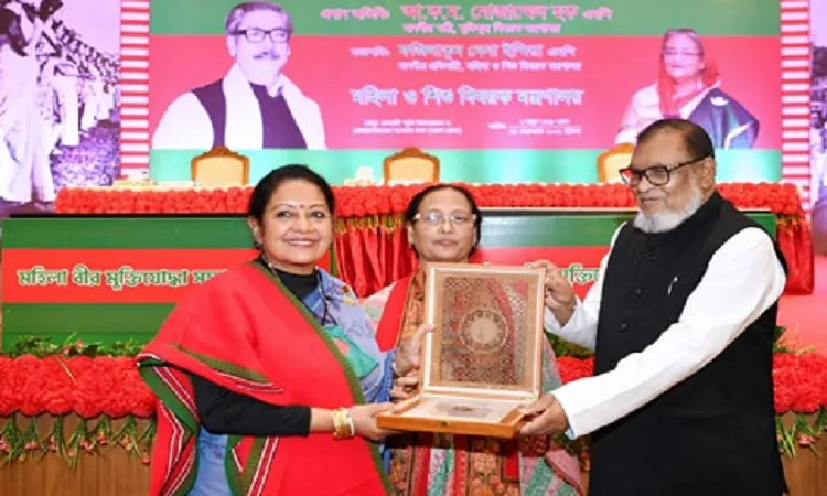 ৬৫৪ নারী বীর মুক্তিযোদ্ধা পেলেন সম্মাননা