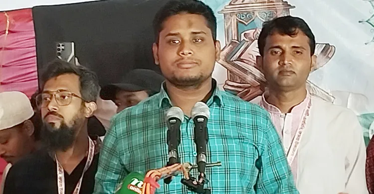 ১০ ফেরাউনকে একত্রে করলেও হাসিনার মতো জুলুমবাজ হবে না