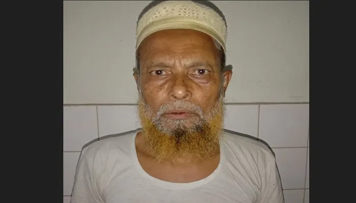 ব্রাহ্মণপাড়ায় ধারালো দা দিয়ে প্রধান শিক্ষকের উপর হামলা