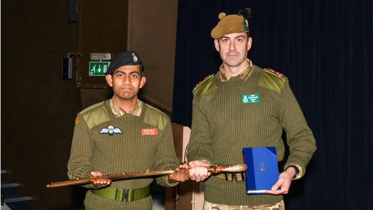 ব্রিটিশ প্রশিক্ষণে সেরা পুরস্কার পেলেন বাংলাদেশ