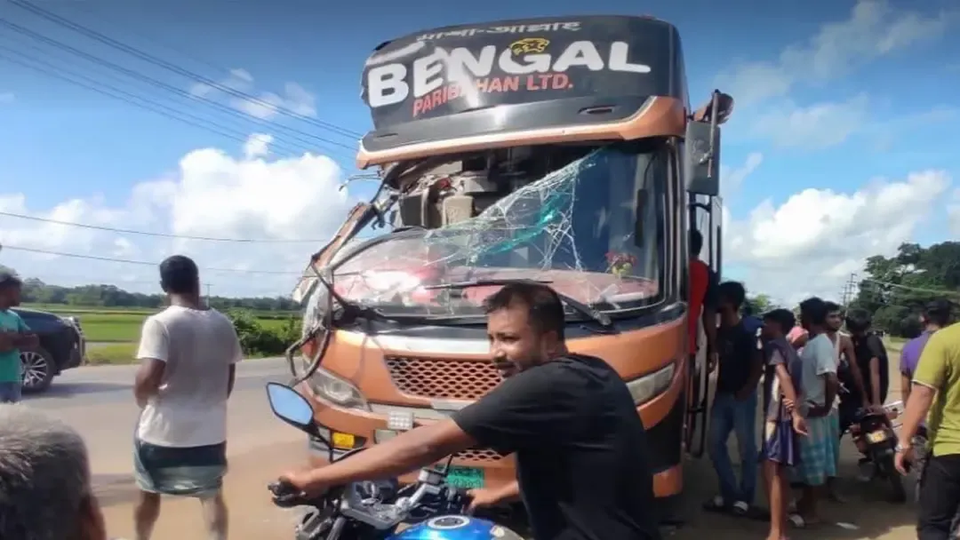 সিলেটে দুই বাসের মুখোমুখি সংঘর্ষে নিহত বেড়ে ৯