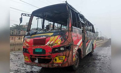 bus-fire_20231106_111511667