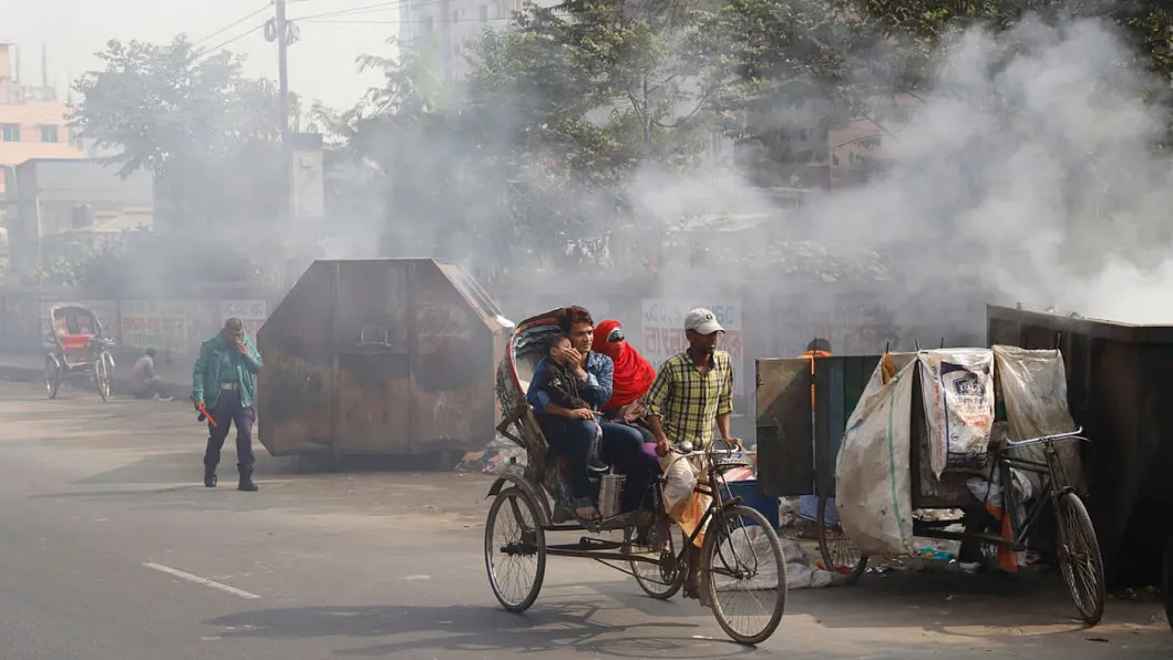 ছুটির দিনেও ‘খুবই অস্বাস্থ্যকর’ ঢাকার বায়ু