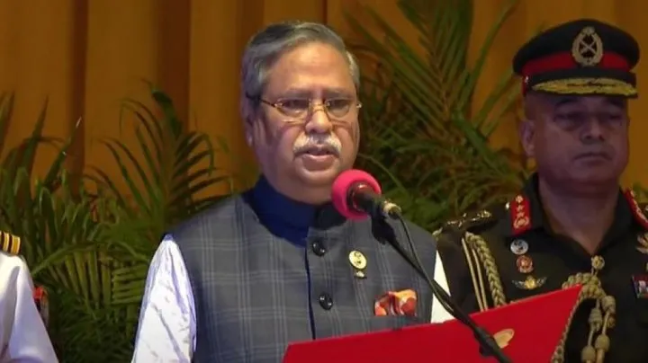 সংসদে রাষ্ট্রপতিকে ভাষণদানে বিরত রাখতে প্রধানমন্ত্রীকে চিঠি