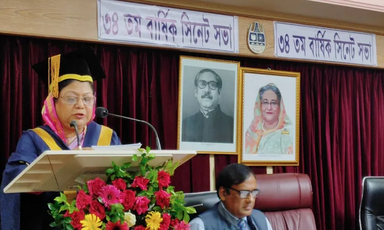 অভিযুক্ত ছাত্রদের আজীবন বহিষ্কার করা হবে : চবি উপাচার্য