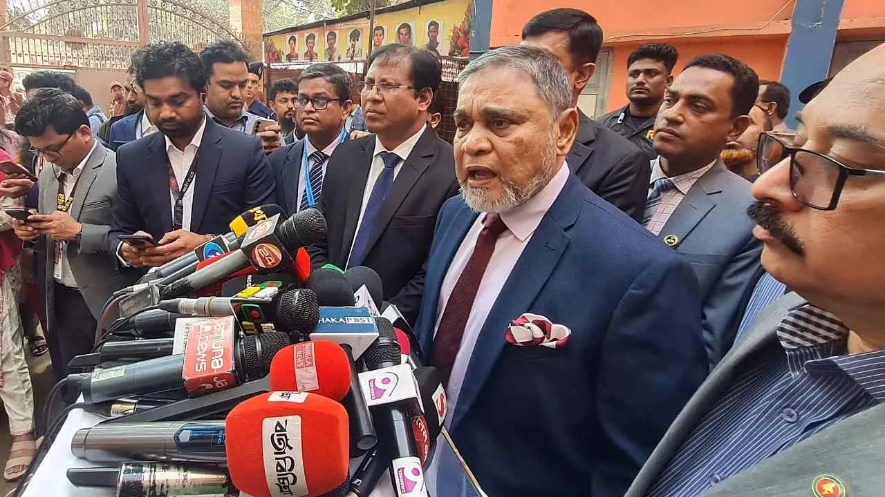 দেশ গণতন্ত্রের ট্রেনে উঠে গেছে, অবশ্যই গন্তব্যে পৌঁছাবে: সিইসি