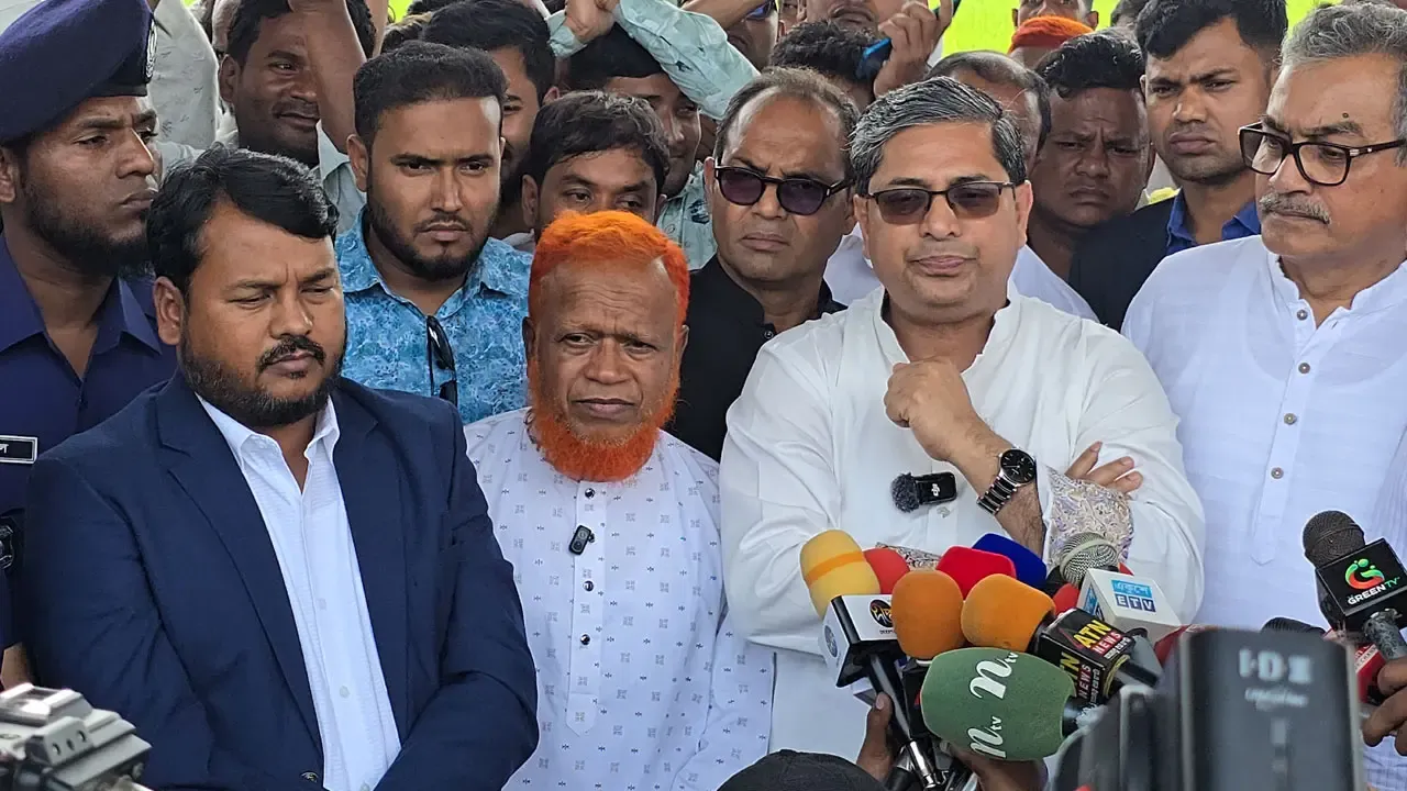 উপজেলা ও পৌরসভায় প্রশাসক নিয়োগের কোনো সিদ্ধান্ত নেই : শাহে আলম