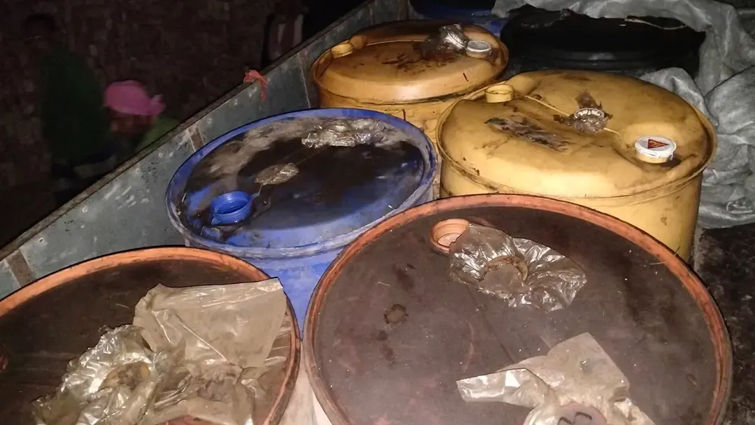 চাঁপাইনবাবগঞ্জে ৮ হাজার লিটার জ্বালানি পাচারের চেষ্টা