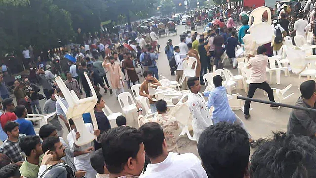 Court sends 24 activists of Chhatra Odhikar to jail in cases filed by BCL