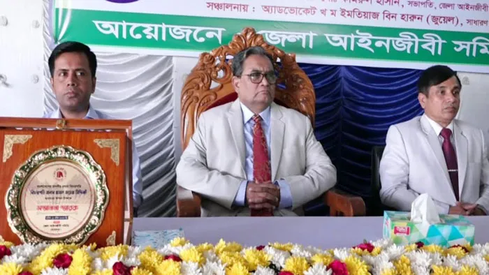 মামলার তুলনায় বিচারকের সংখ্যা খুবই কম : প্রধান বিচারপতি