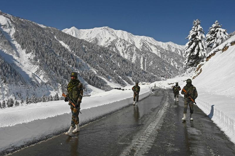 Situation with China fragile, dangerous: India