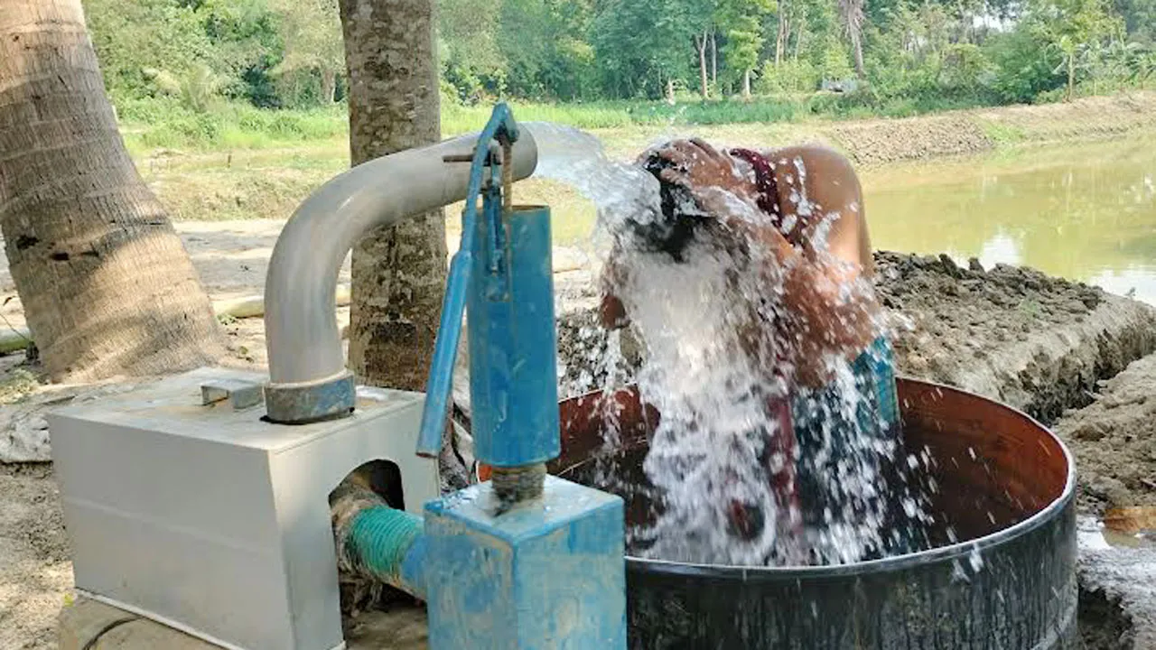 চুয়াডাঙ্গায় দেশের সর্বোচ্চ তাপমাত্রা, দাবদাহে বিপর্যস্ত জনজীবন