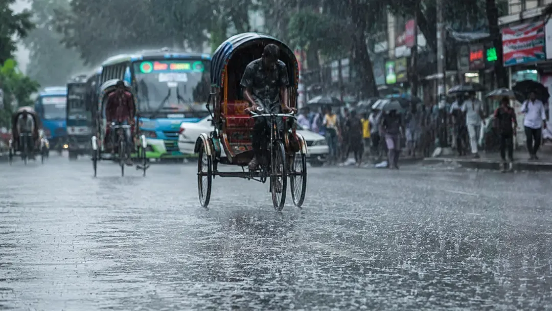 পাঁচ দিনজুড়ে বৃষ্টির আভাস, কোথাও হতে পারে ভারী বর্ষণ
