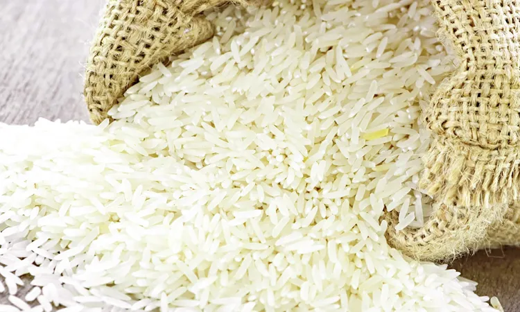 এবার চাল রপ্তানিতে লাগাম টানছে ভারত