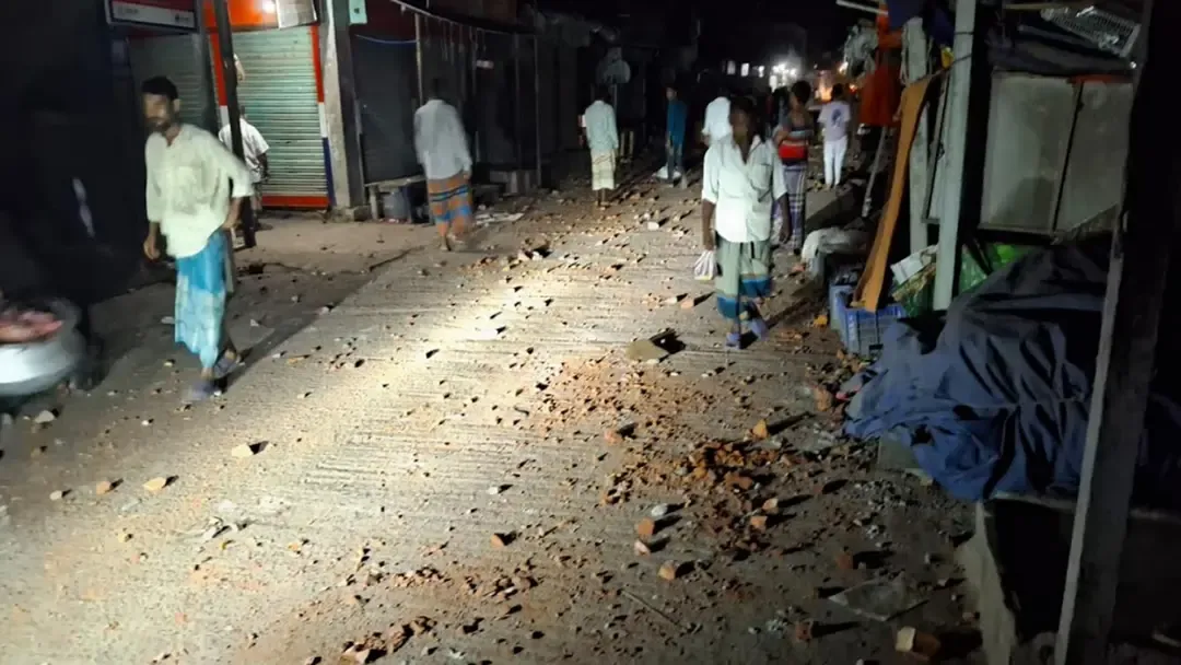 আধিপত্য বিস্তার নিয়ে ফরিদপুরে চার গ্রামের সংঘর্ষ, আহত ১৪