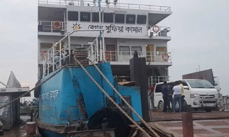 Two ferries collide on Padma: 1 killed, 10 injured