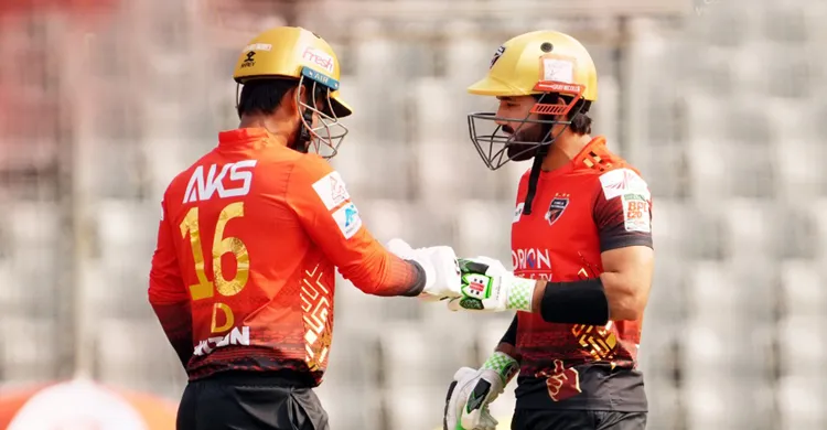 লিটনের রানে ফেরার দিনে লড়াকু পুঁজি কুমিল্লার