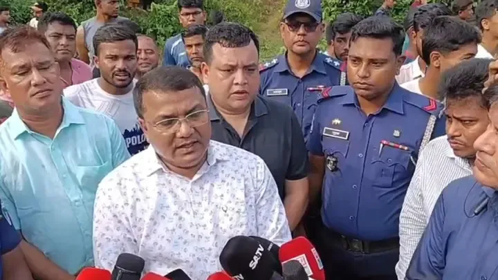 কুমিল্লায় অপ্রতীম হত্যাকাণ্ডের একাধিক ক্লু পাওয়া গেছে: পুলিশ সুপার